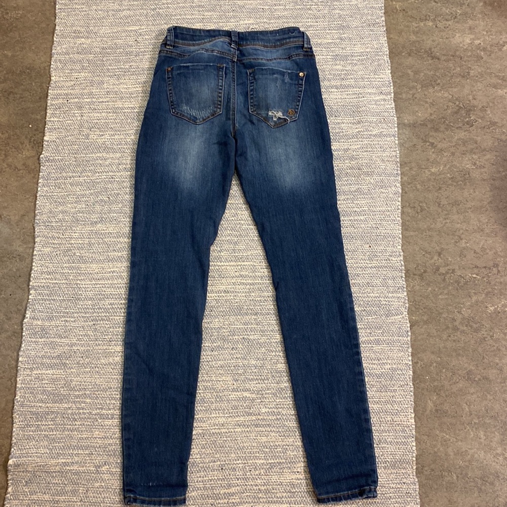 Skinny Jeans with Rips - Picture 2 of 3